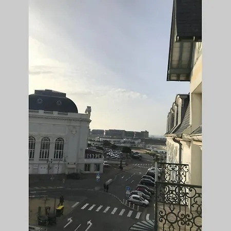 Апартаменты Le De La *